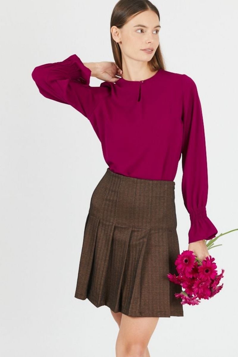 חצאית אוקספורד בצבע חום פישבון