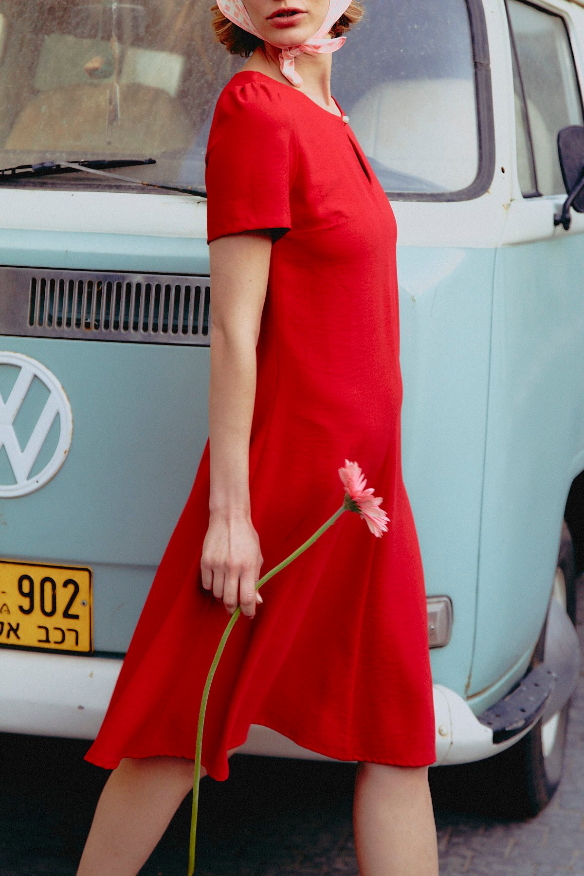 שמלת מרליז בצבע אדום