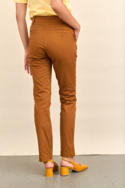 מכנסי מייק בצבע חרדל